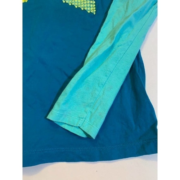 5/ $25 Nike Blue Long Sleeve Graphic T-Shirt M - Picture 3 of 9